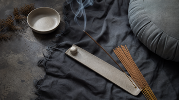 How to Choose Buddhist Incense for Meditation