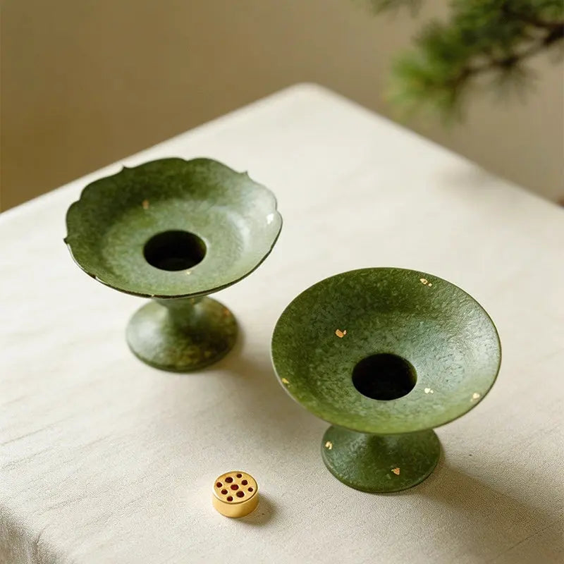 The Song-Style Gold Foil Handcrafted Ceramic Incense Burner ZANYÉ