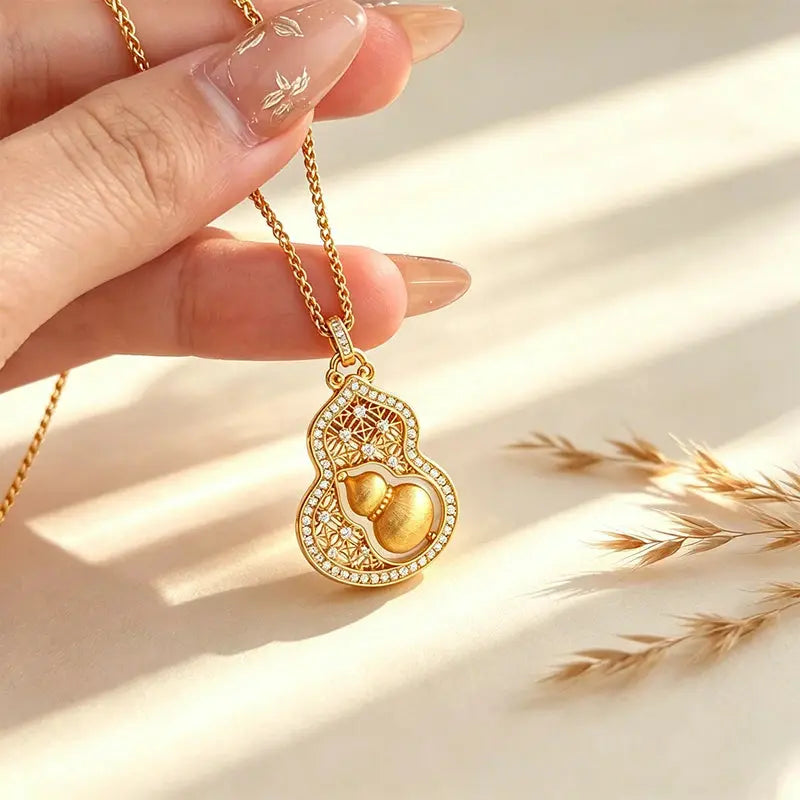 The Luminous Fulu Talisman Necklace ZANYÉ