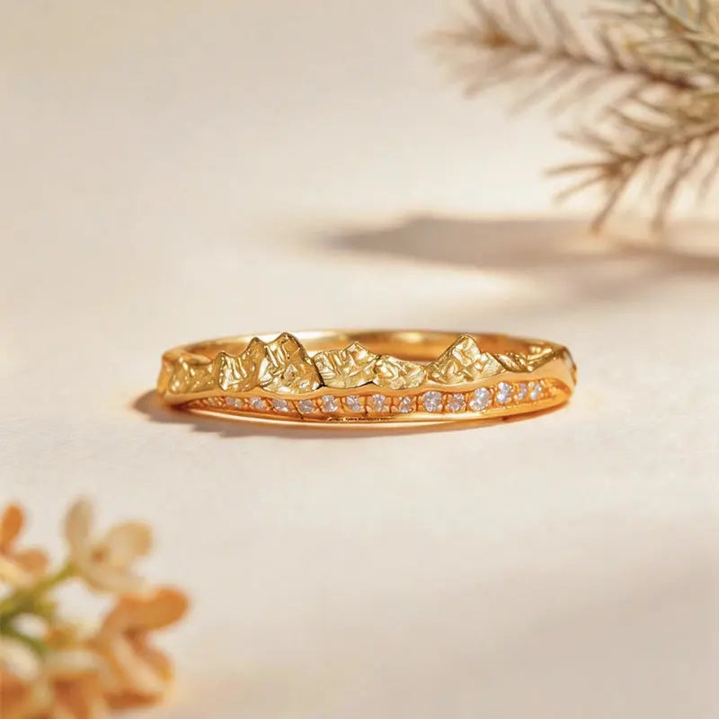 The Majestic Sacred Mountains 18K Gold Ring ZANYÉ
