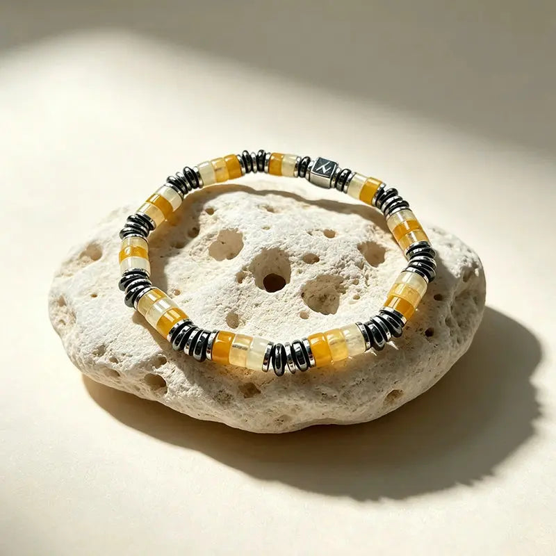 The Sunset Shore - Topaz Slice Minimalist Bracelet ZANYÉ