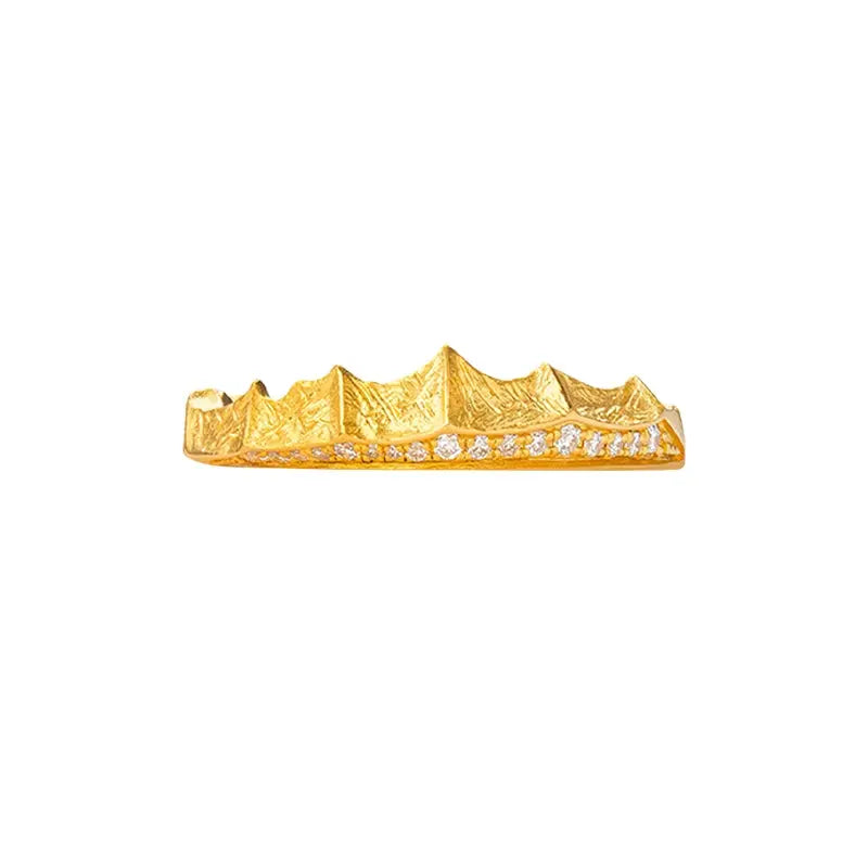 The Majestic Sacred Mountains 18K Gold Ring ZANYÉ