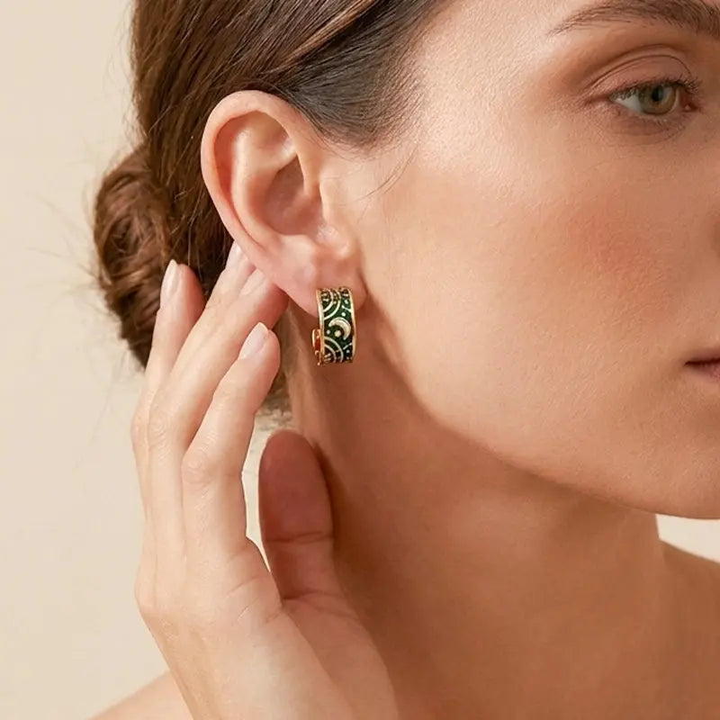 The Cosmic Celestial Asymmetric Hoop Earrings ZANYÉ