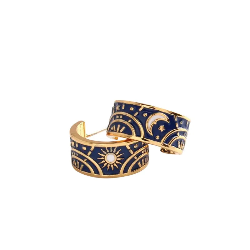 The Cosmic Celestial Asymmetric Hoop Earrings ZANYÉ