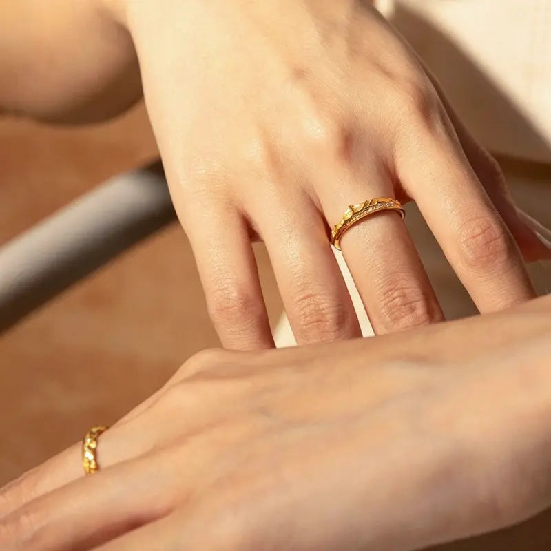 The Majestic Sacred Mountains 18K Gold Ring ZANYÉ